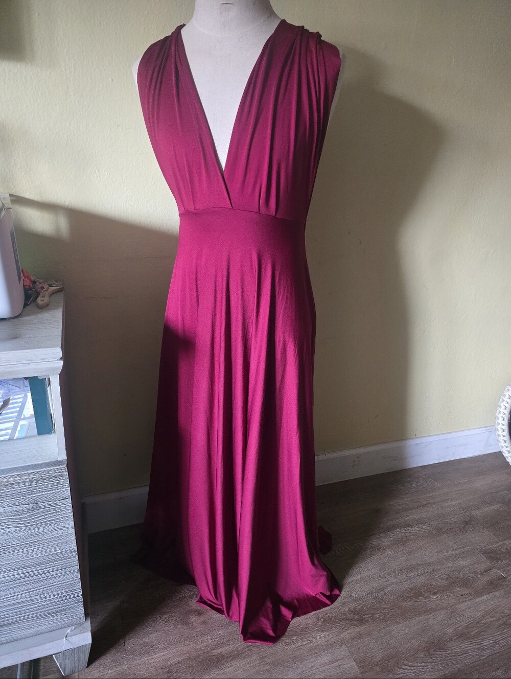 Elegant V‑Neck Maxi Dress